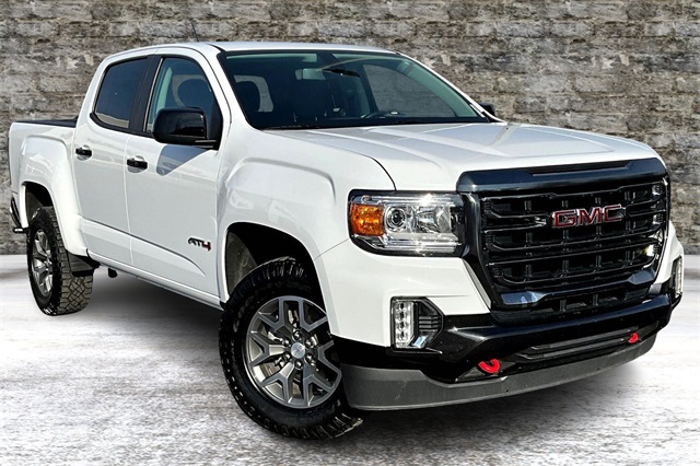 2022 GMC Canyon AT4 Crew Cab 4WD with Leather