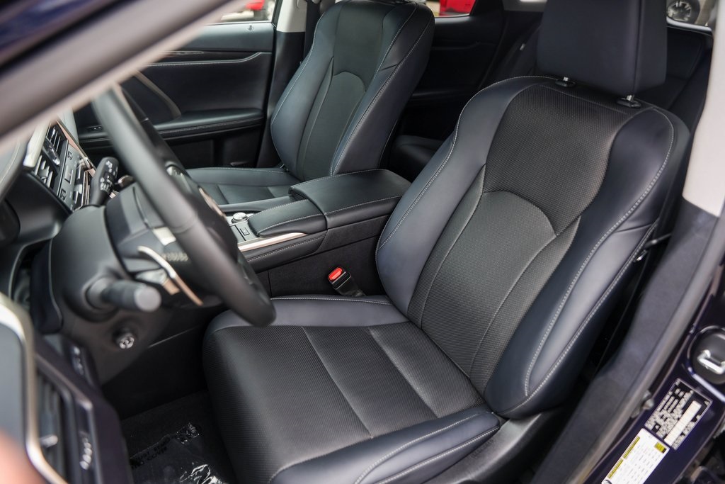 Used Car 2021 Lexus Rx  350 For Sale Under $40,000 In Austin, Texas