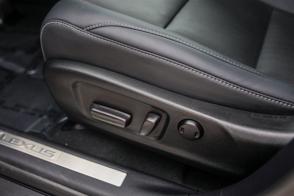 Used Car 2021 Lexus Rx  350 For Sale Under $40,000 In Austin, Texas