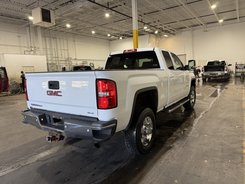 2017 Gmc Sierra SLE photo 4