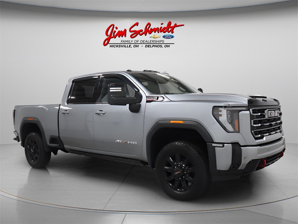 2025 GMC Sierra 2500HD AT4 Crew Cab 4WD