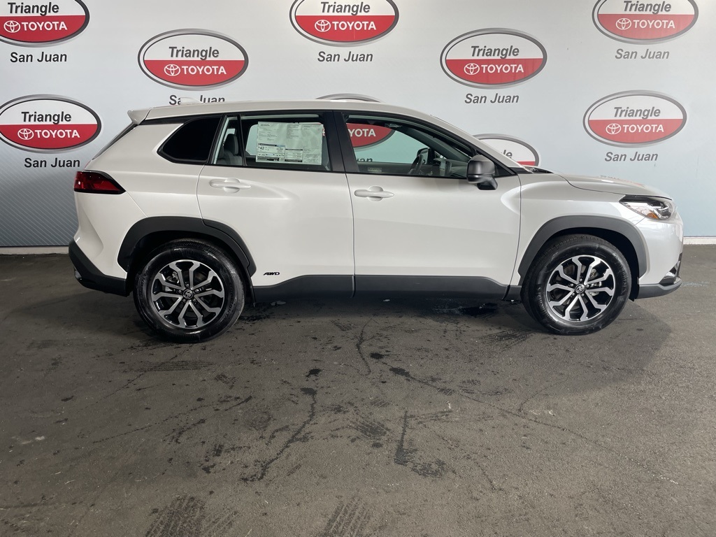 Thumbnail: 2025 Toyota Corolla Cross - 6