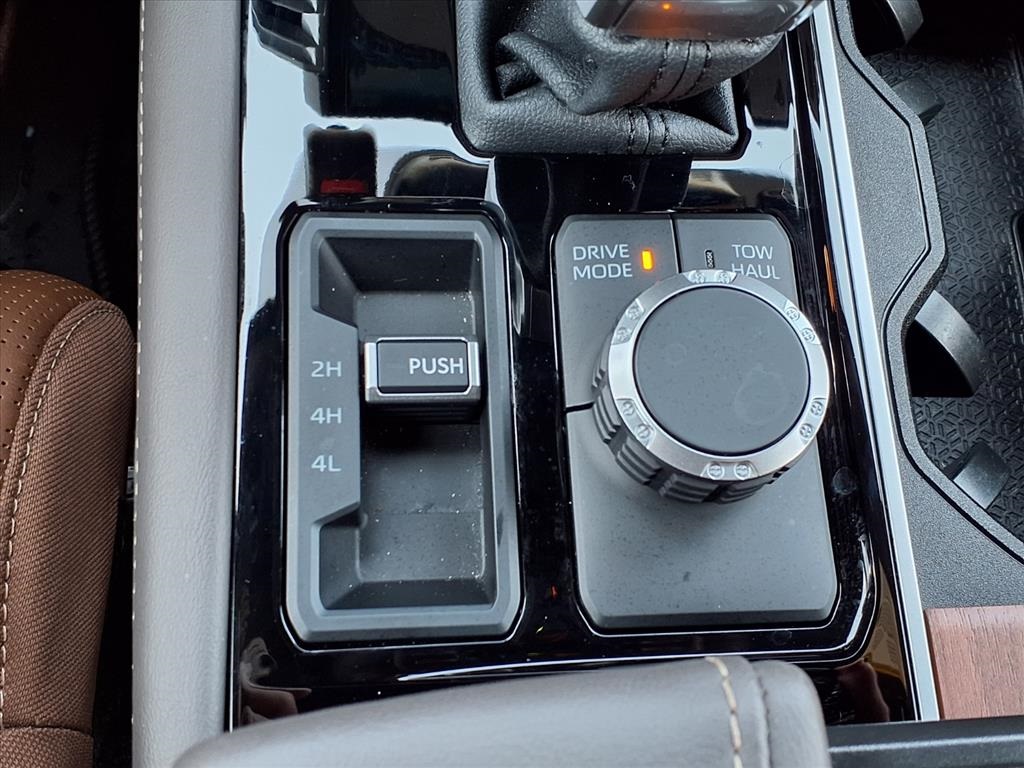 2024 Toyota Tundra Hybrid 1794 Edition - 6
