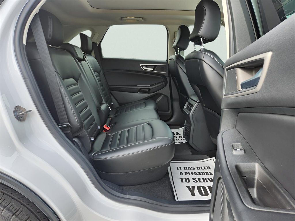 2023 Ford Edge