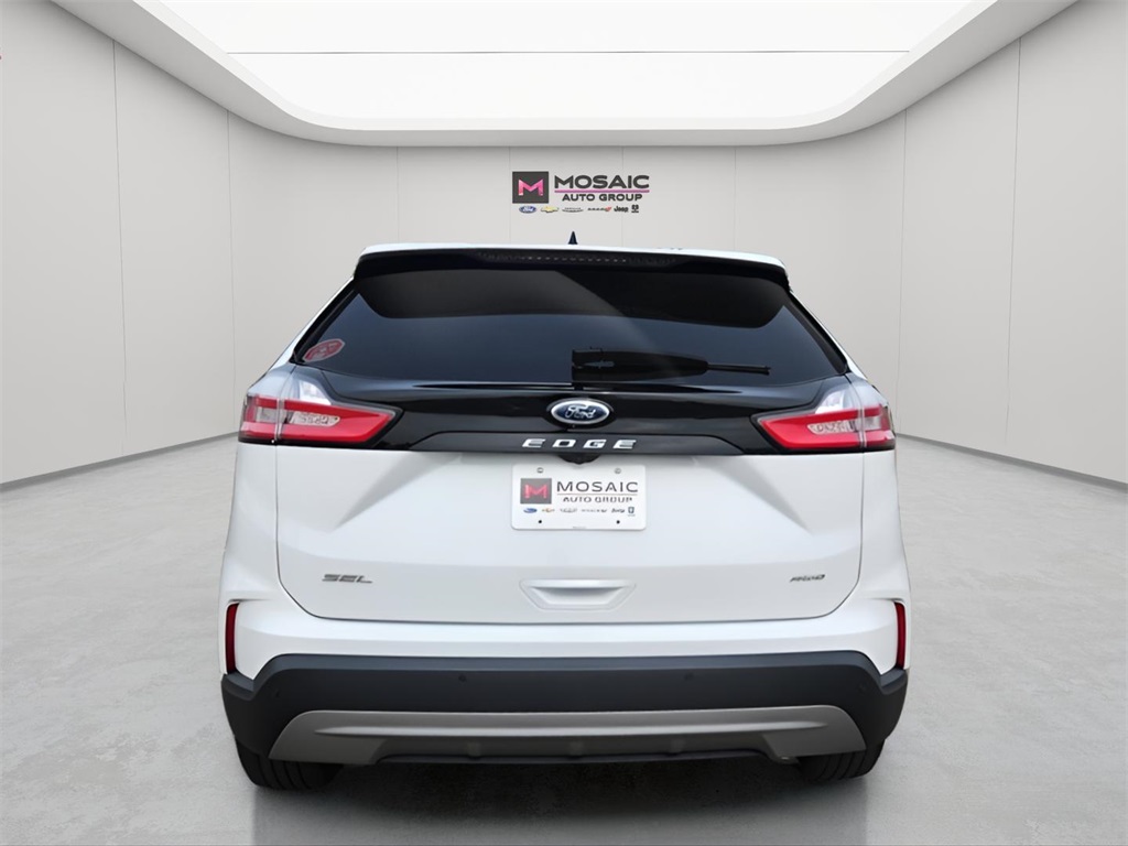 2023 Ford Edge