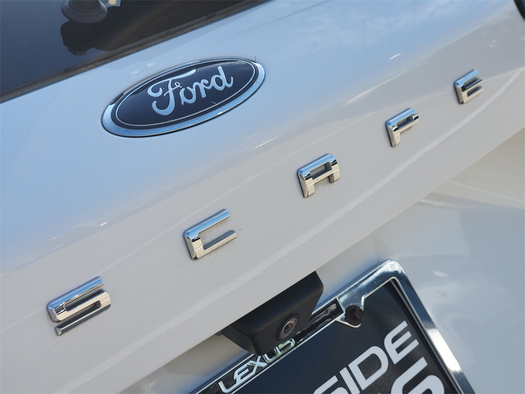 2020 Ford Escape SE - 11