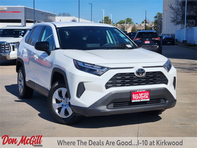 2024 Toyota RAV4 LE AWD