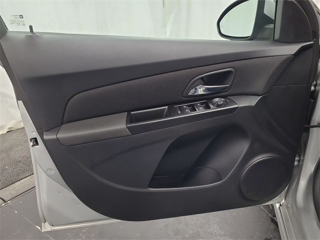 2014 – Chevrolet – Cruze