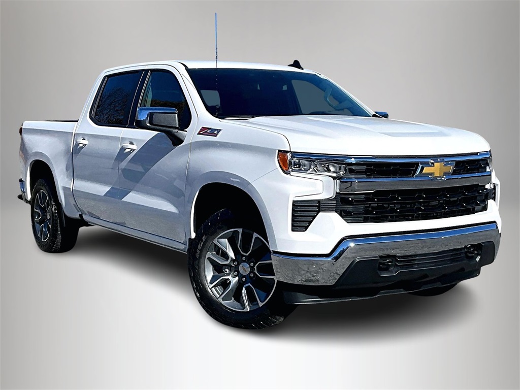 2026 Chevrolet Silverado 1500 LT Crew Cab 4WD