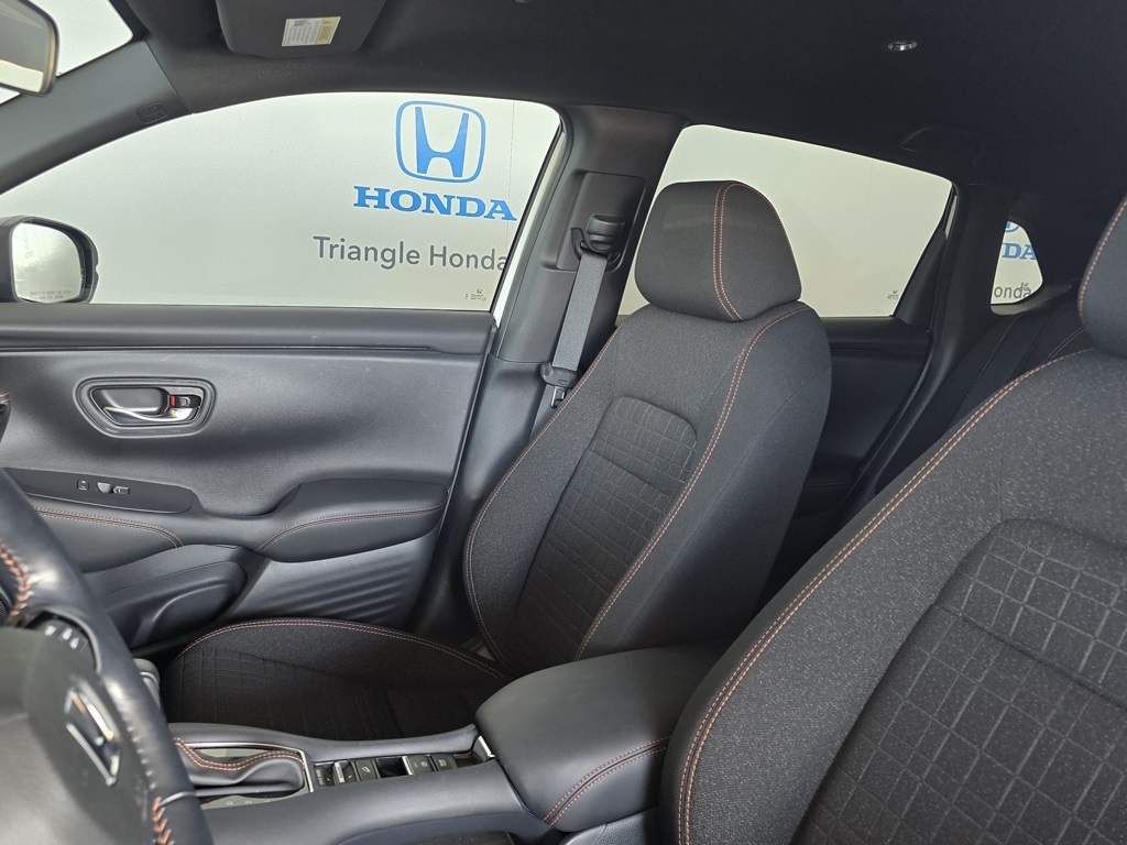 Thumbnail: 2025 Honda HR-V - 11