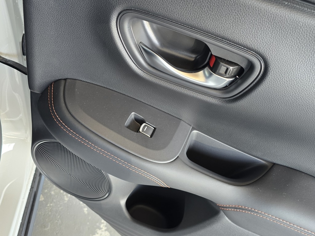 Thumbnail: 2025 Honda HR-V - 23