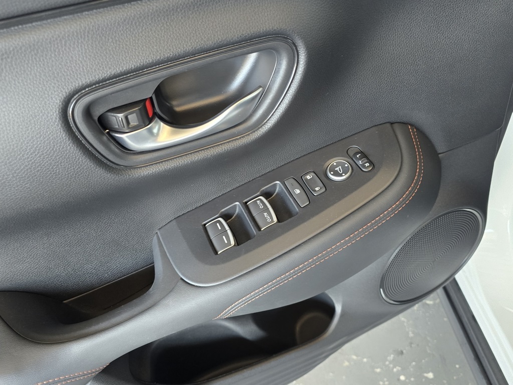 Thumbnail: 2025 Honda HR-V - 24