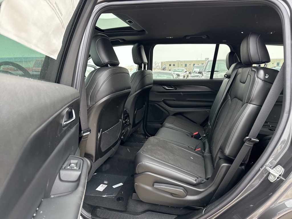 2025 Jeep Grand Cherokee L