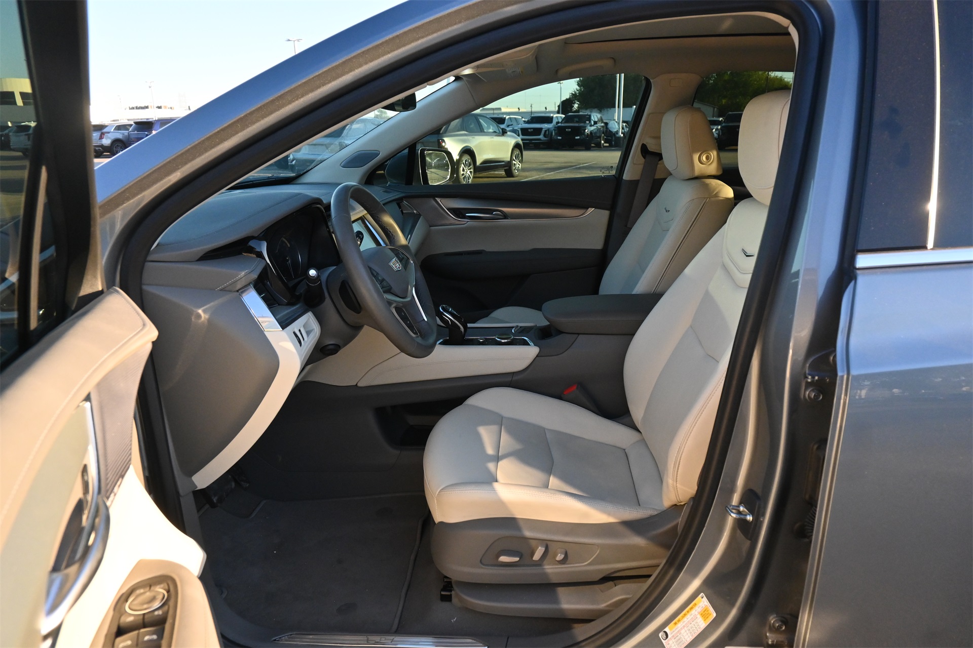 2024 Cadillac XT5 Premium Luxury Silver at Bayway Cadillac Southwest