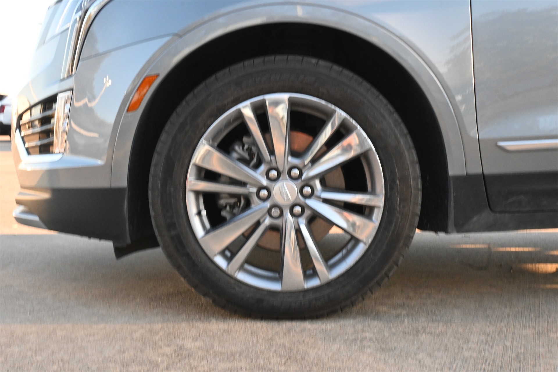 2024 Cadillac XT5 Premium Luxury Silver at Bayway Cadillac Southwest