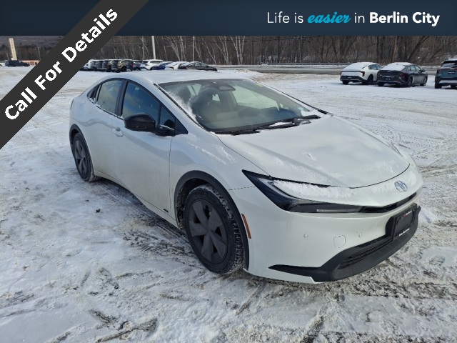 2023 Toyota Prius LE AWD