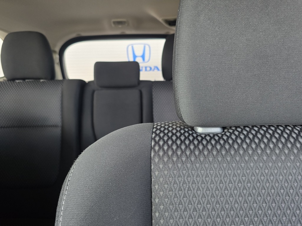 Thumbnail: 2018 Mitsubishi Outlander - 19