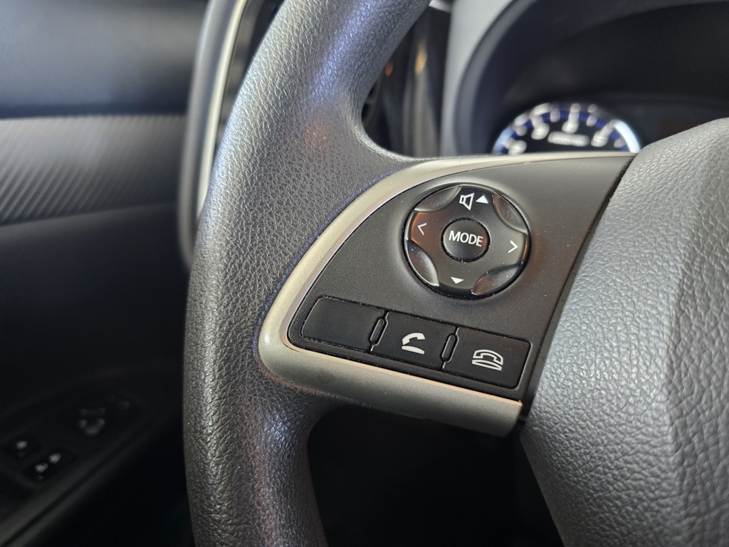 Thumbnail: 2018 Mitsubishi Outlander - 29