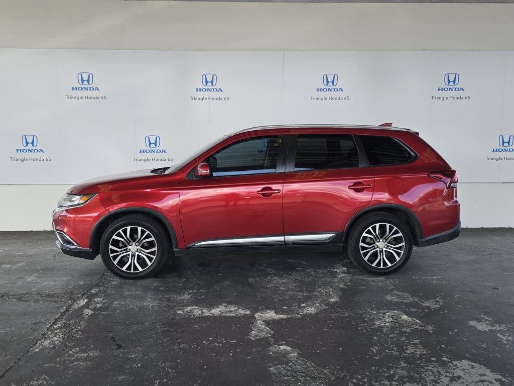 Thumbnail: 2018 Mitsubishi Outlander - 3