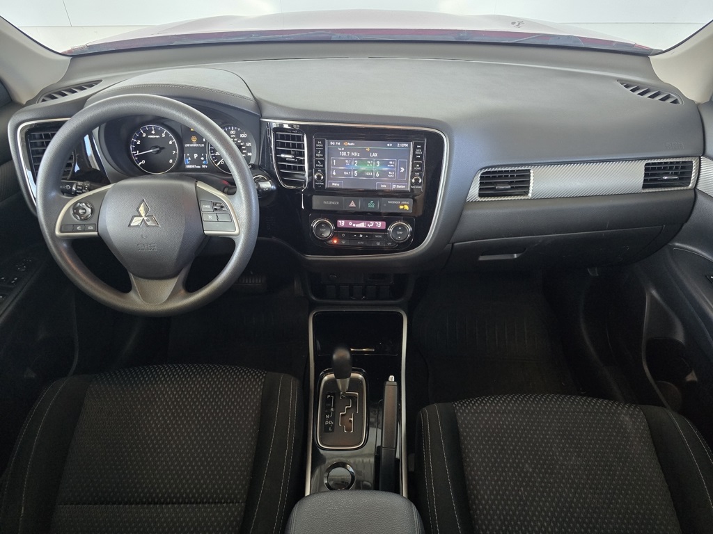 Thumbnail: 2018 Mitsubishi Outlander - 6