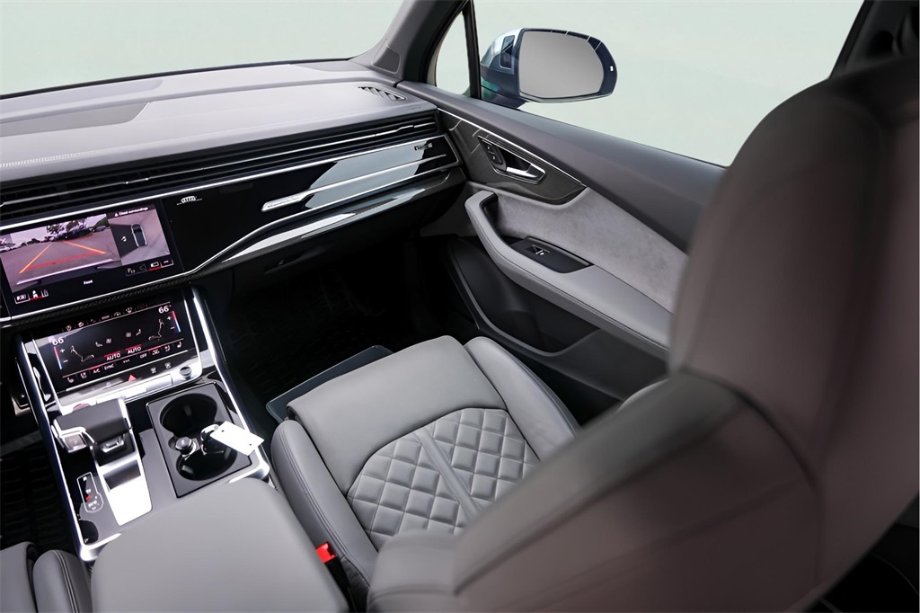Used Car 2024 Audi Sq7  Prestige For Sale Under $80,000 In Austin, Texas