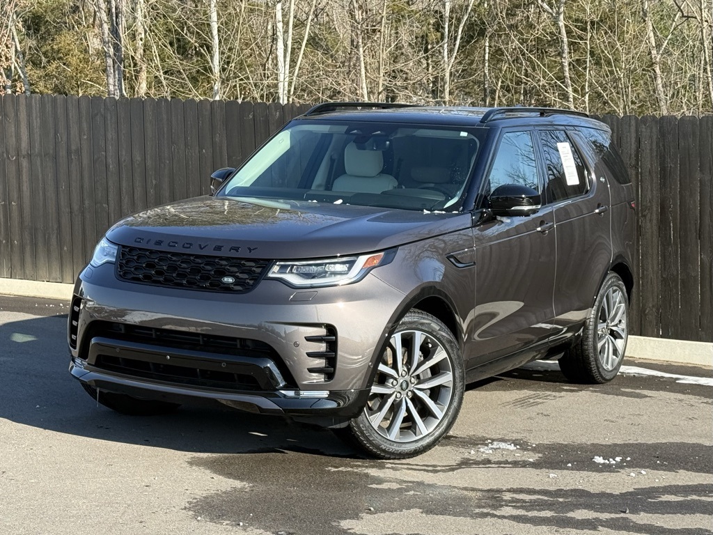 2025 Land Rover Discovery P360 Dynamic SE AWD