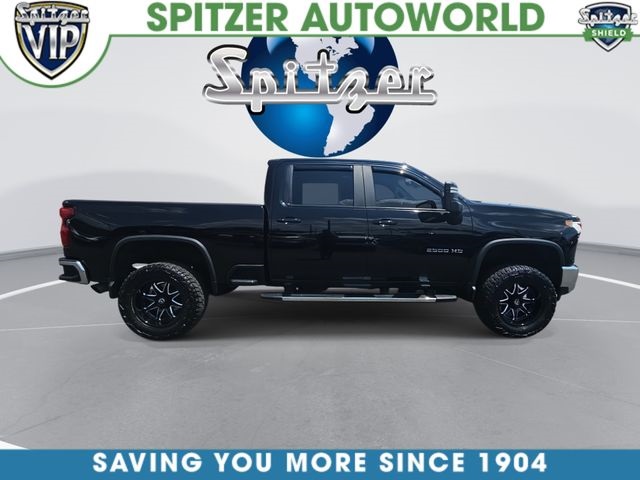 Black 2020 Chevrolet Silverado 2500HD Pickup Truck Four-Wheel Drive 6-Speed Automatic