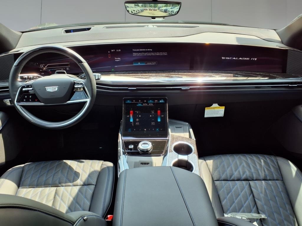 2025 Cadillac Escalade IQ Sport 1 - 6