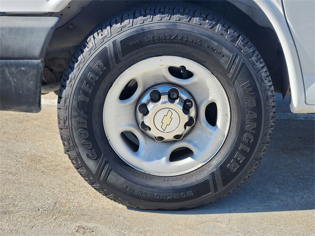 2016 Chevrolet Express 2500 Work Van White at Autostrade