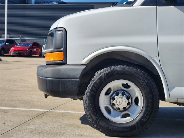 2016 Chevrolet Express 2500 Work Van White at Autostrade