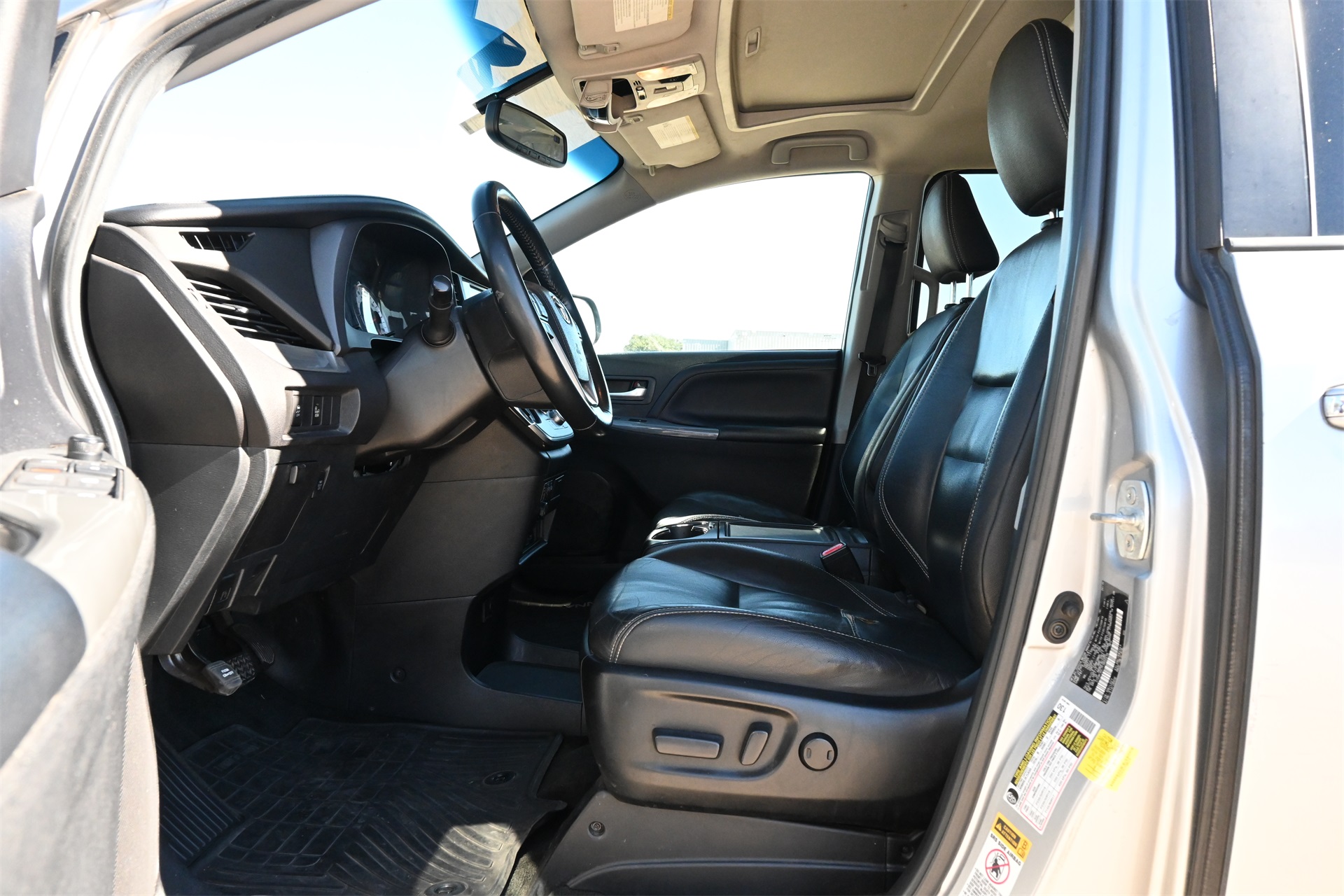 2015 Toyota Sienna SE  at Bayway Cadillac Southwest