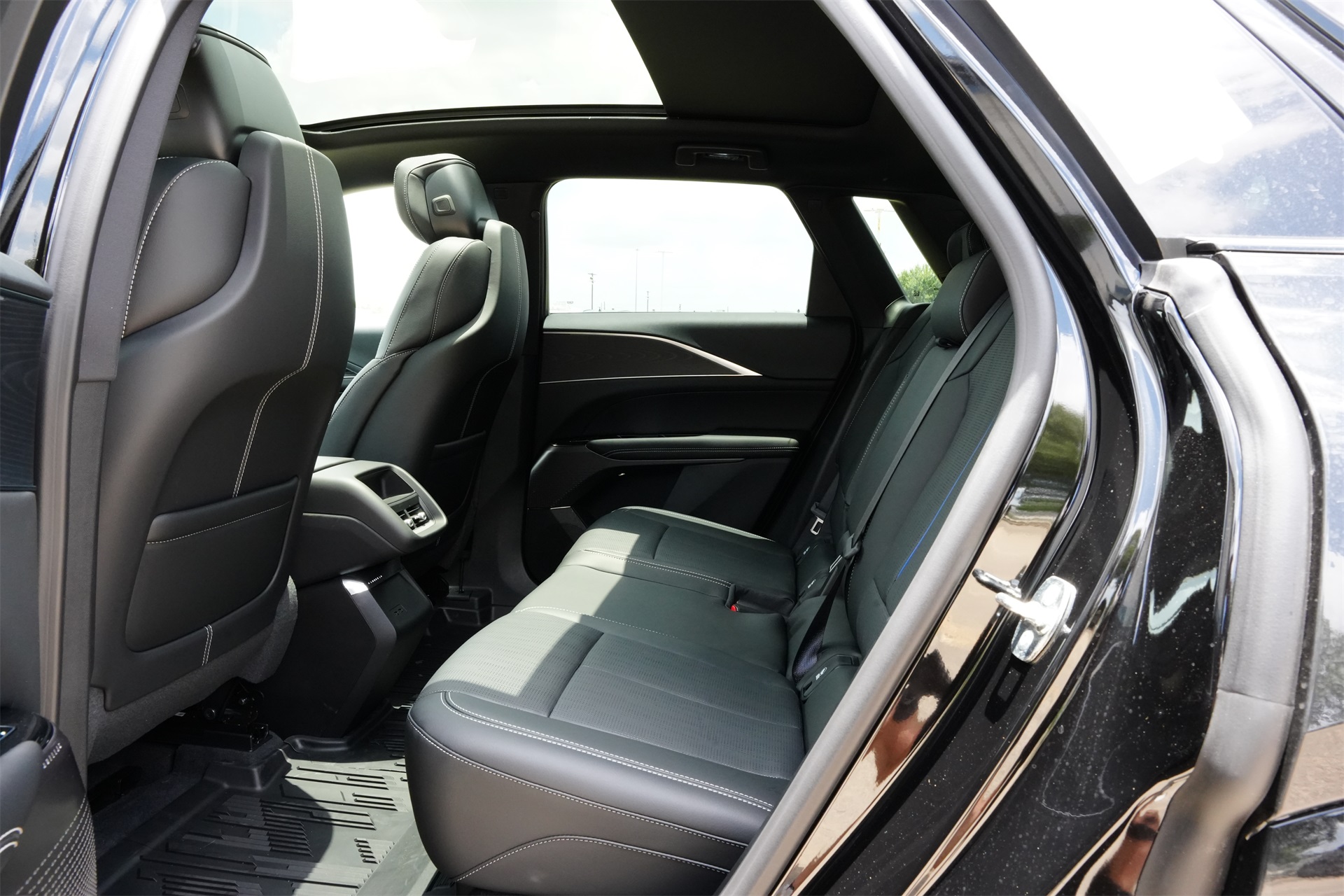 2025 Cadillac LYRIQ Sport Black at Ultimate Motorsports