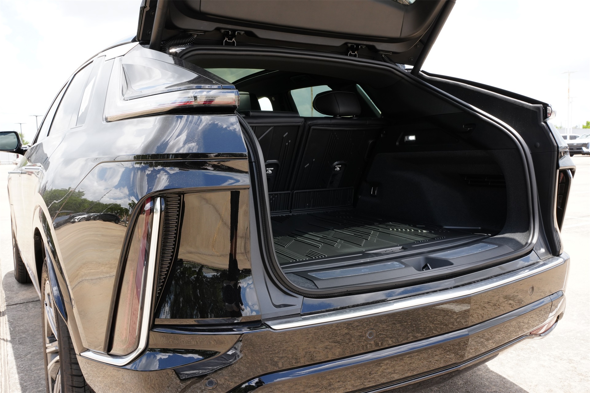 2025 Cadillac LYRIQ Sport Black at Ultimate Motorsports