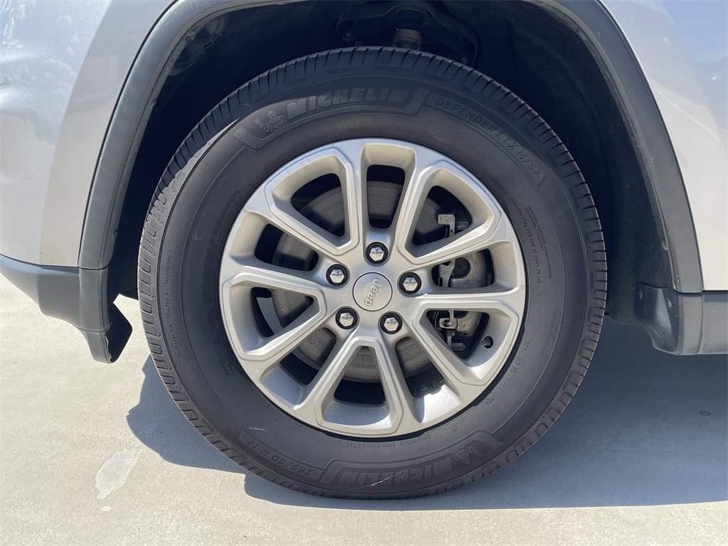 2021 Jeep Grand Cherokee Laredo E - 8