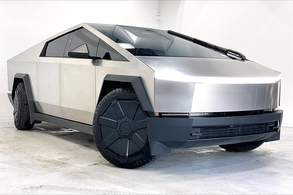 2024 Tesla Cybertruck Crew Cab AWD