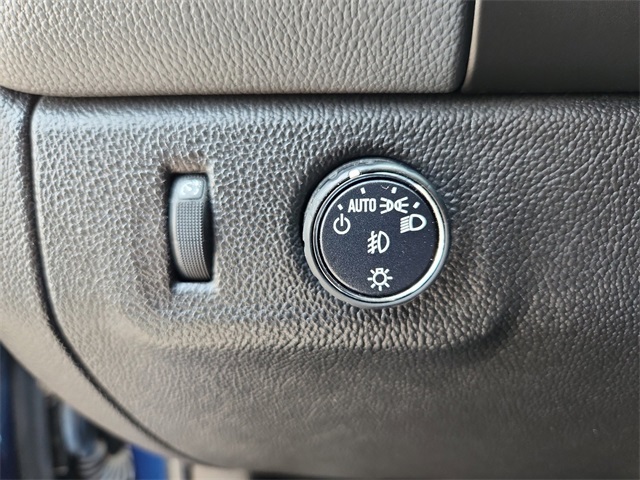 Used Car 2019 Chevrolet Colorado  Z71 For Sale Under $25,000 In San Antonio, Texas