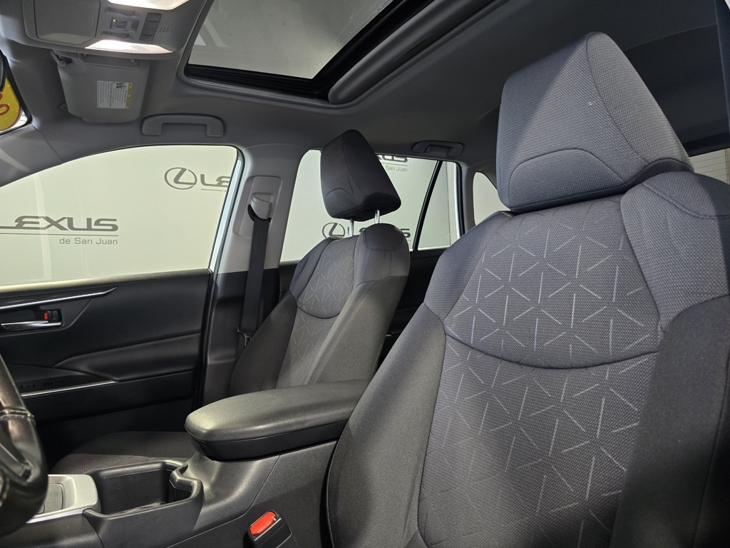 Thumbnail: 2023 Toyota RAV4 - 15