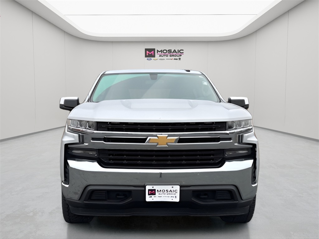 Used 2020 Chevrolet Silverado 1500 LT with VIN 3GCUYDED3LG187876 for sale in Zumbrota, Minnesota