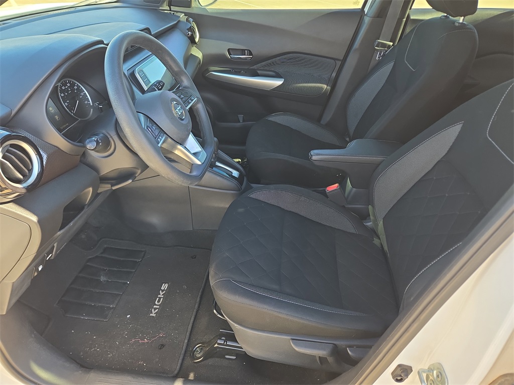 2020 Nissan Kicks SV White at Emmons Autoplex