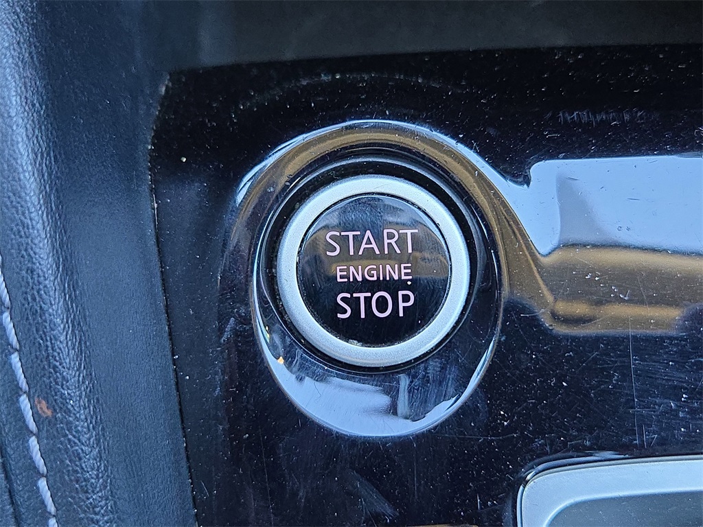 2020 Nissan Kicks SV White at Emmons Autoplex