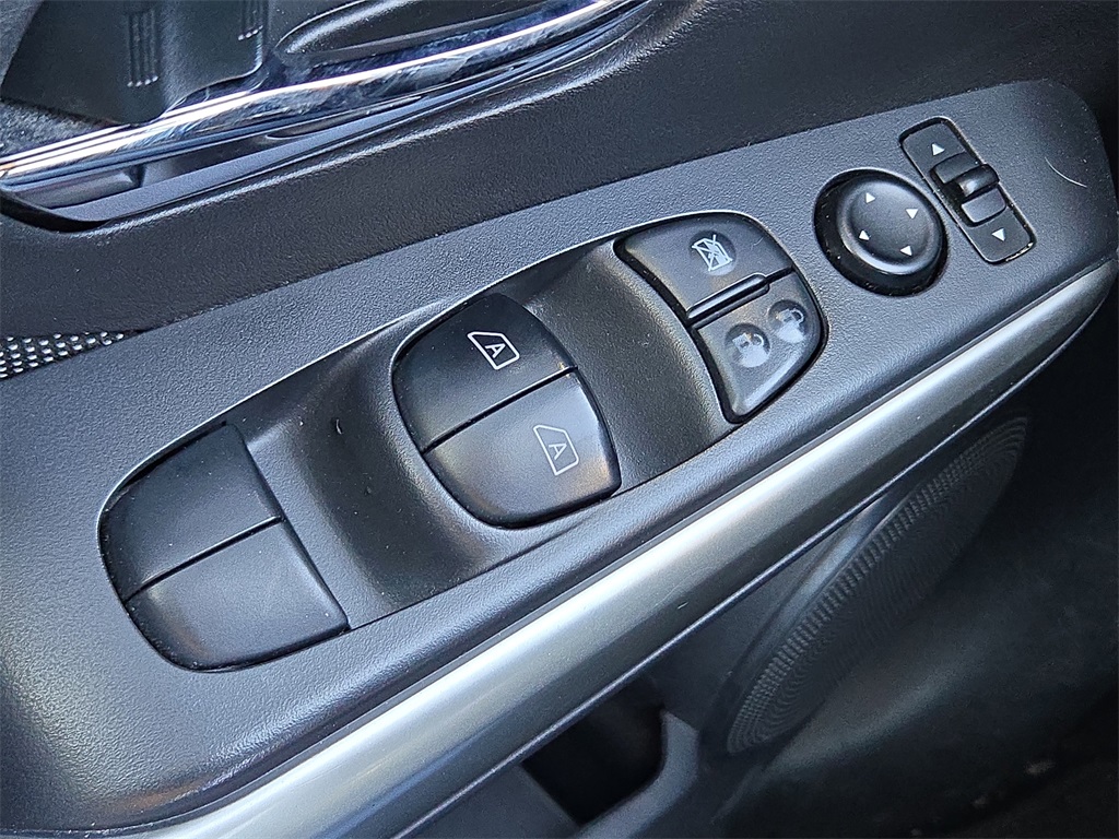 2020 Nissan Kicks SV White at Emmons Autoplex