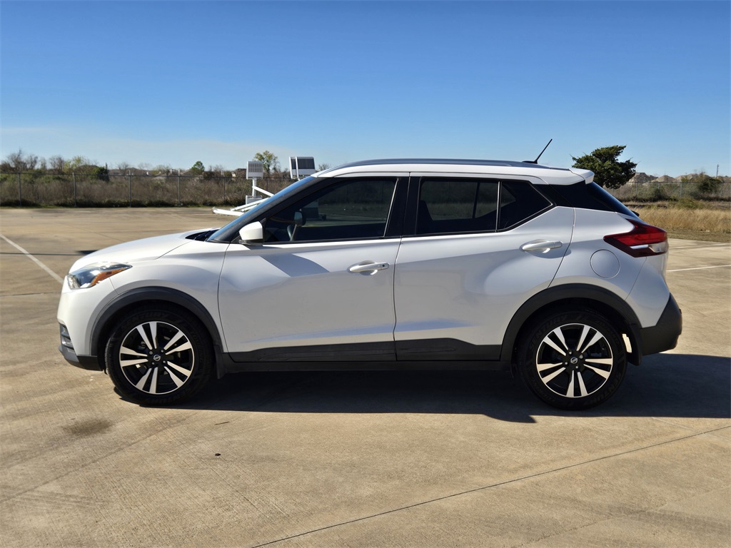 2020 Nissan Kicks SV White at Emmons Autoplex