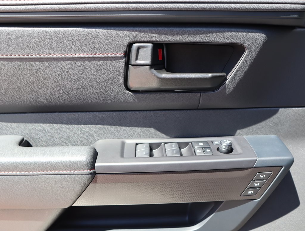 Thumbnail: 2025 Toyota Tundra - 19