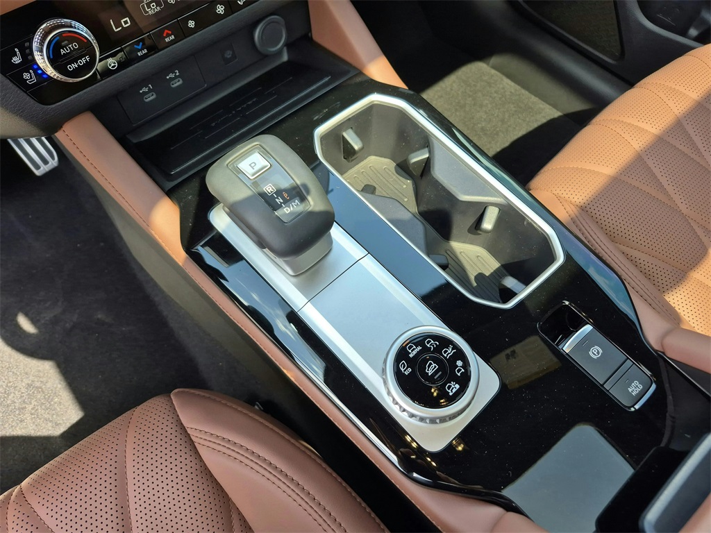 2025 Mitsubishi Outlander SEL Gray at Baytown Hyundai