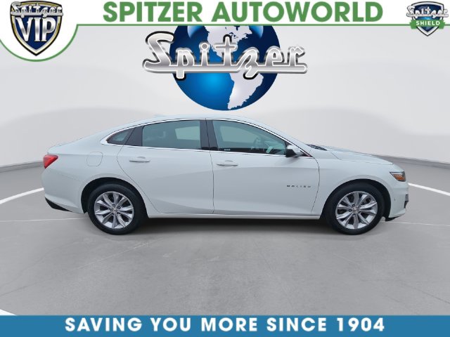 Summit White 2025 Chevrolet Malibu Sedan Front-Wheel Drive Continuously Variable Transmission