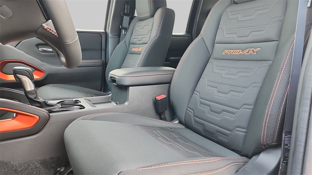 2025 Nissan Frontier