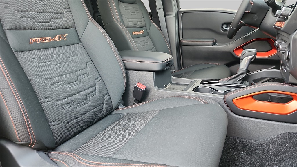 2025 Nissan Frontier