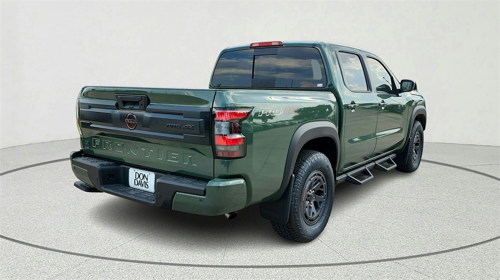 2025 Nissan Frontier