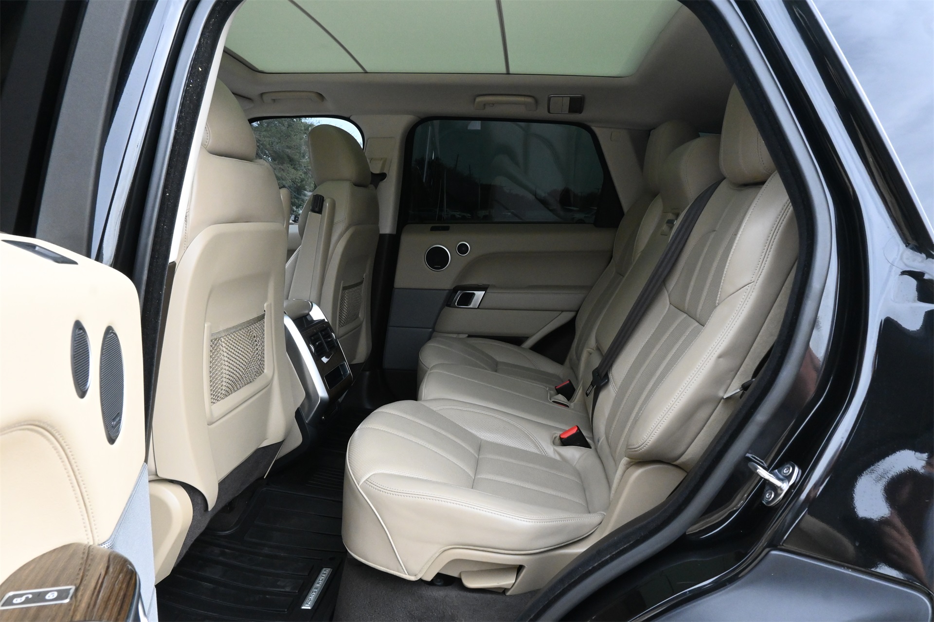 2017 Land Rover Range Rover Sport 3.0L V6 Supercharged HSE  at Ultimate Motorsports