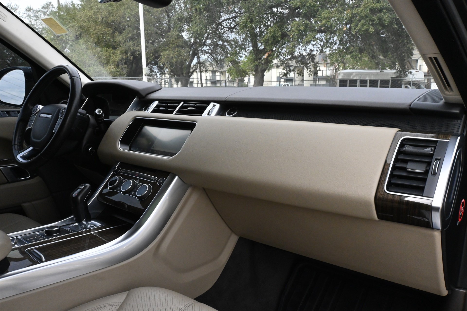 2017 Land Rover Range Rover Sport 3.0L V6 Supercharged HSE  at Ultimate Motorsports